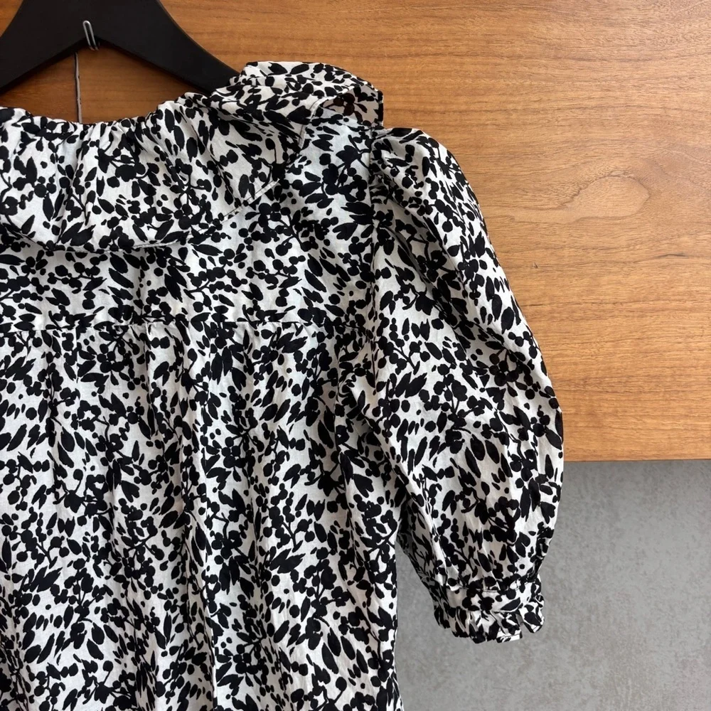 Madewell Ruffled Button-Front Top in Floral, Size S